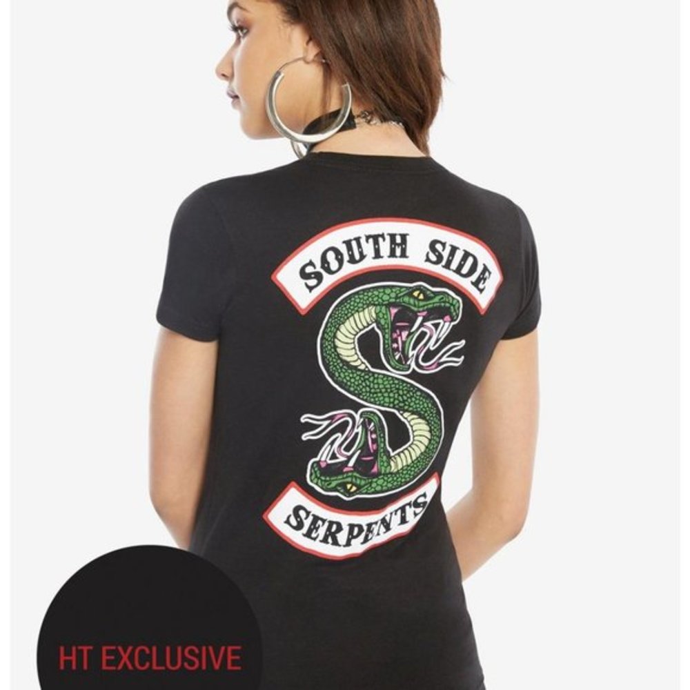 HOT TOPIC Southside Serpents Riverdale Tshirt